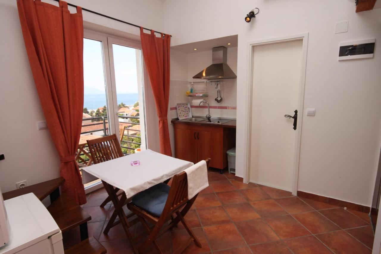 Apartments By The Sea Gradac, Makarska - 6661 Gradac  Eksteriør bilde