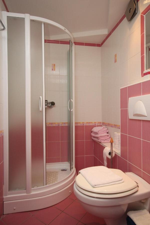 Apartments By The Sea Gradac, Makarska - 6661 Gradac  Eksteriør bilde